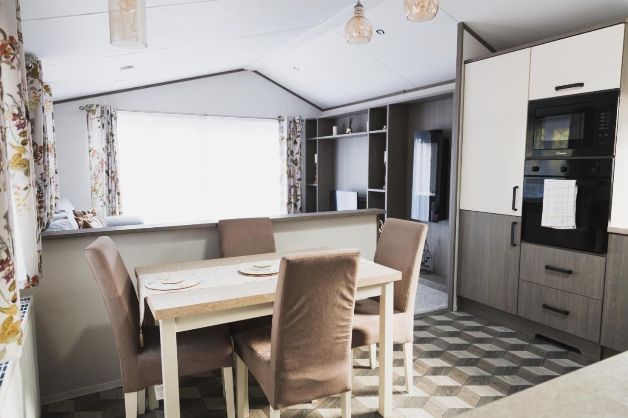 Atlas Ovation Lodge 오치터라더 외부 사진